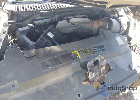 2004 Ford Expedition Xlt из США, поврежденный, VIN 1FMPU16W14LA49101